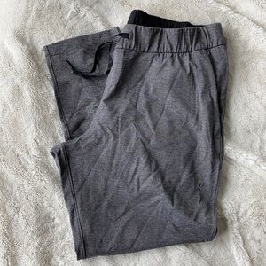 NWOT On The Fly 27” pants in grey